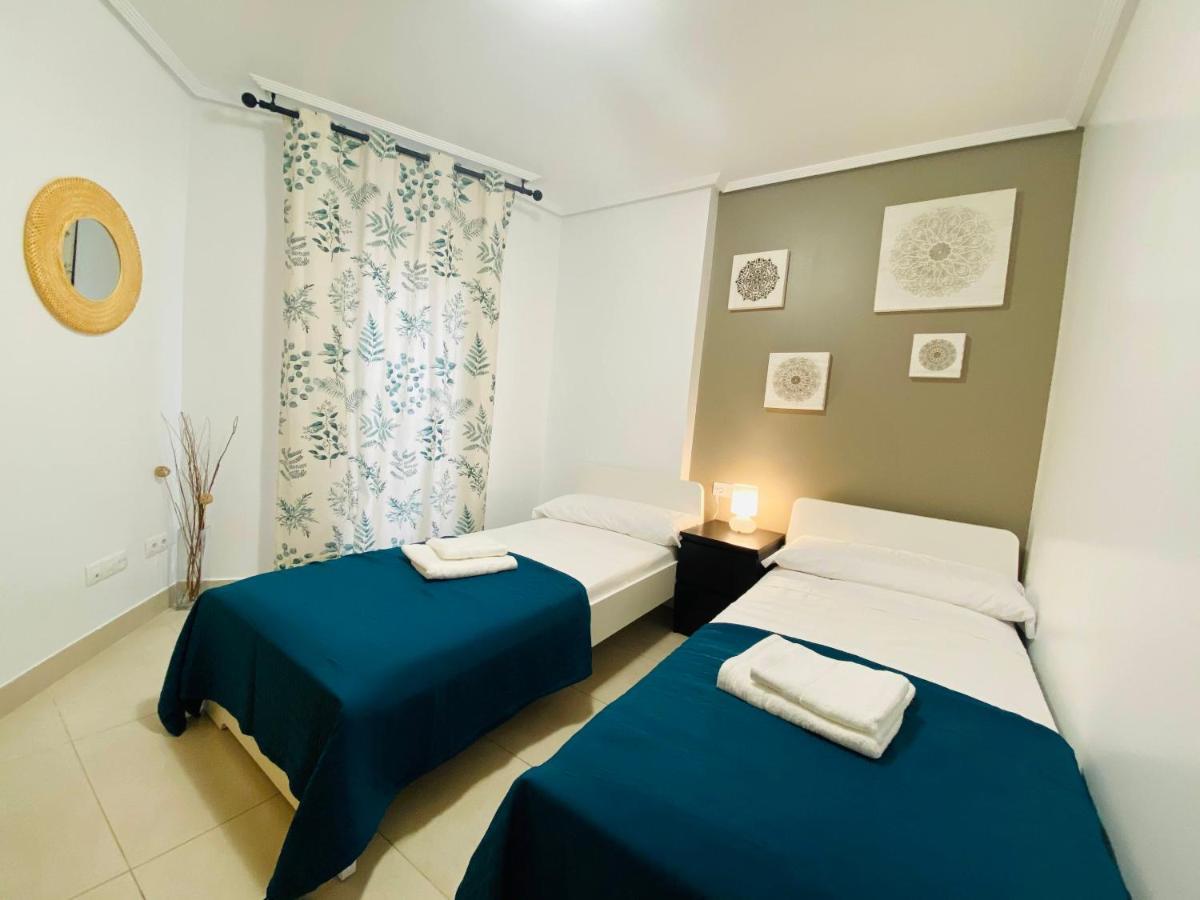 M & B Beach Apartment บาเลนเซีย ภายนอก รูปภาพ