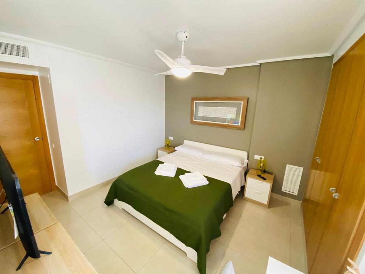 M & B Beach Apartment บาเลนเซีย ภายนอก รูปภาพ